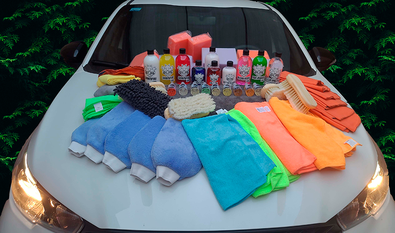 auto negro brillante